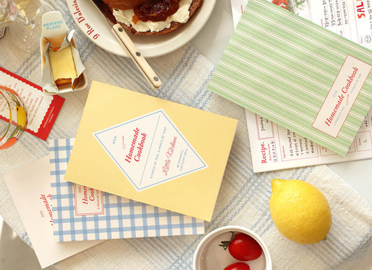 Write Your Own Recipes — A Cozy Kitchen Story with the Homemade Cook Book