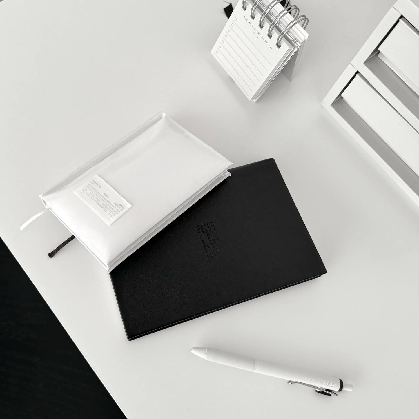 Room Note_No. 102 (Handmade)