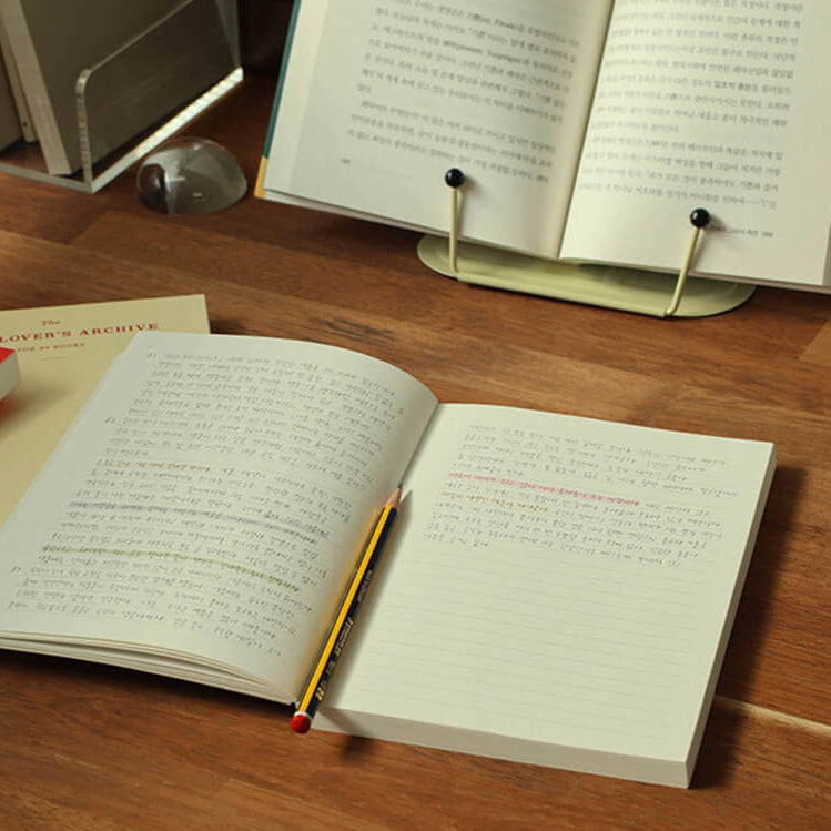 Reading Journal_Vintage Red
