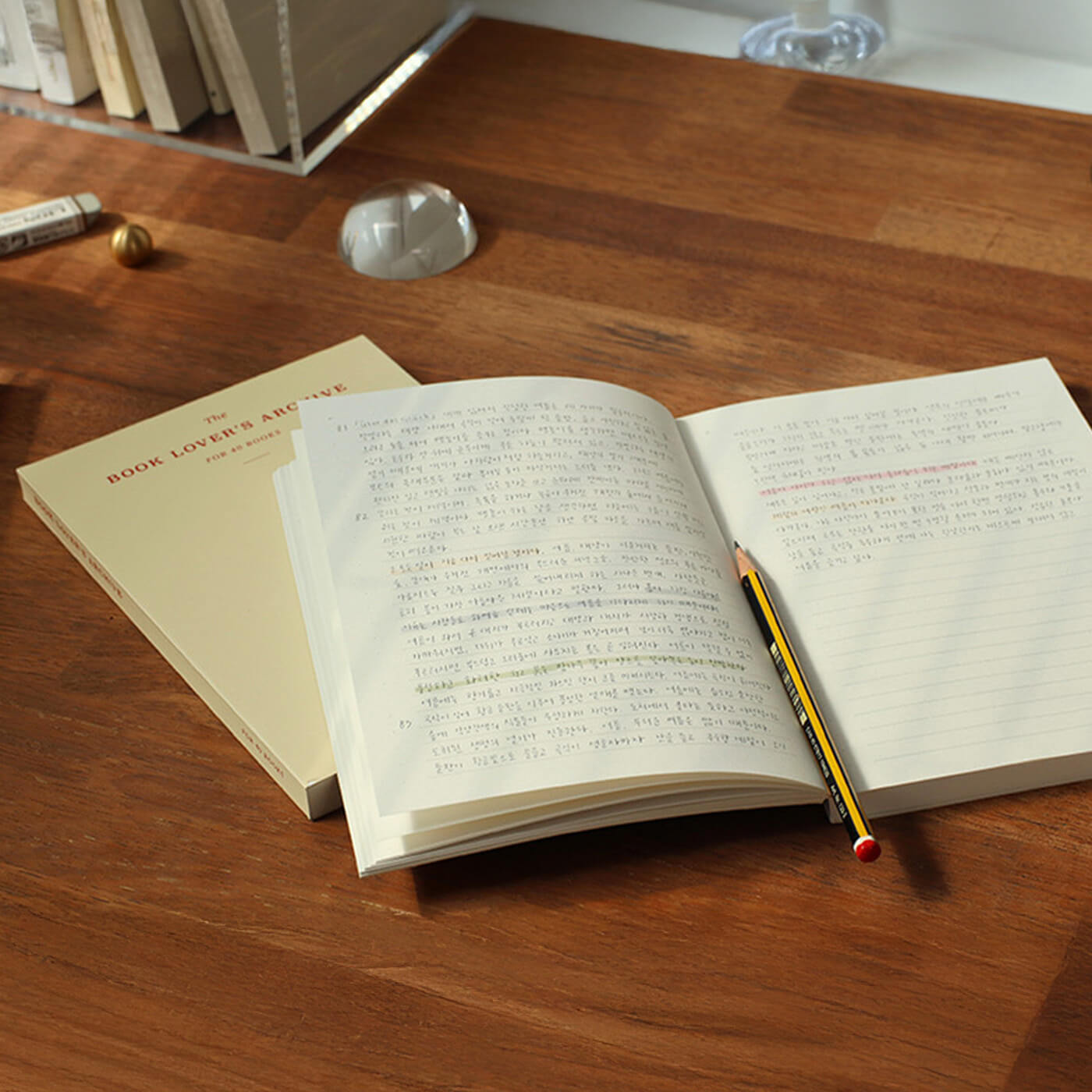 Reading Journal_Vintage Red
