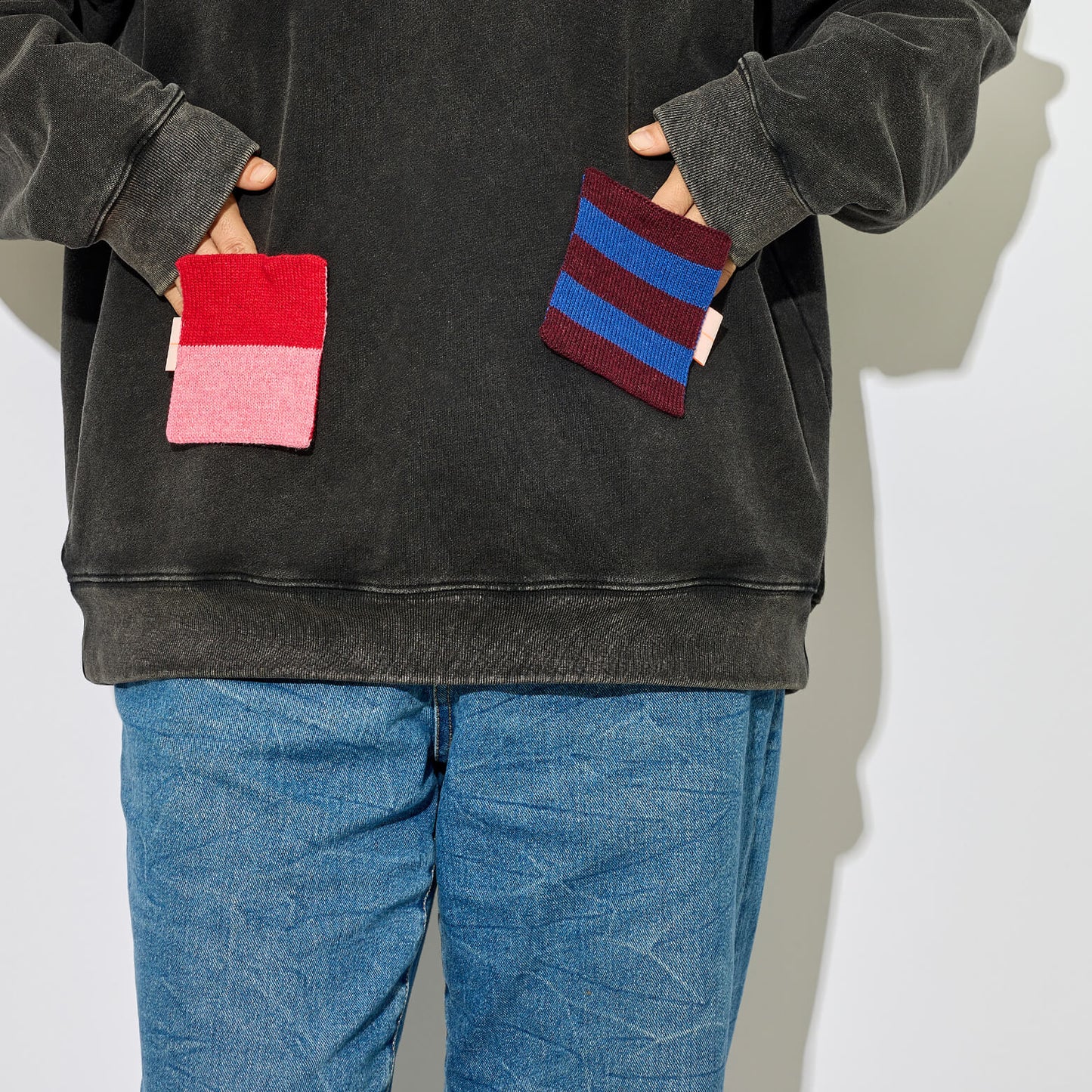 Wool Coaster No.1_Black Ivory