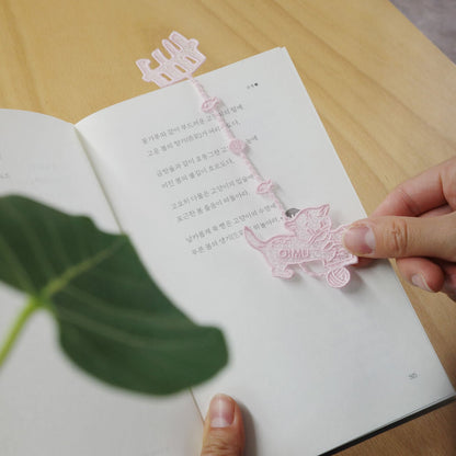 Color Thread Bookmark_Cat