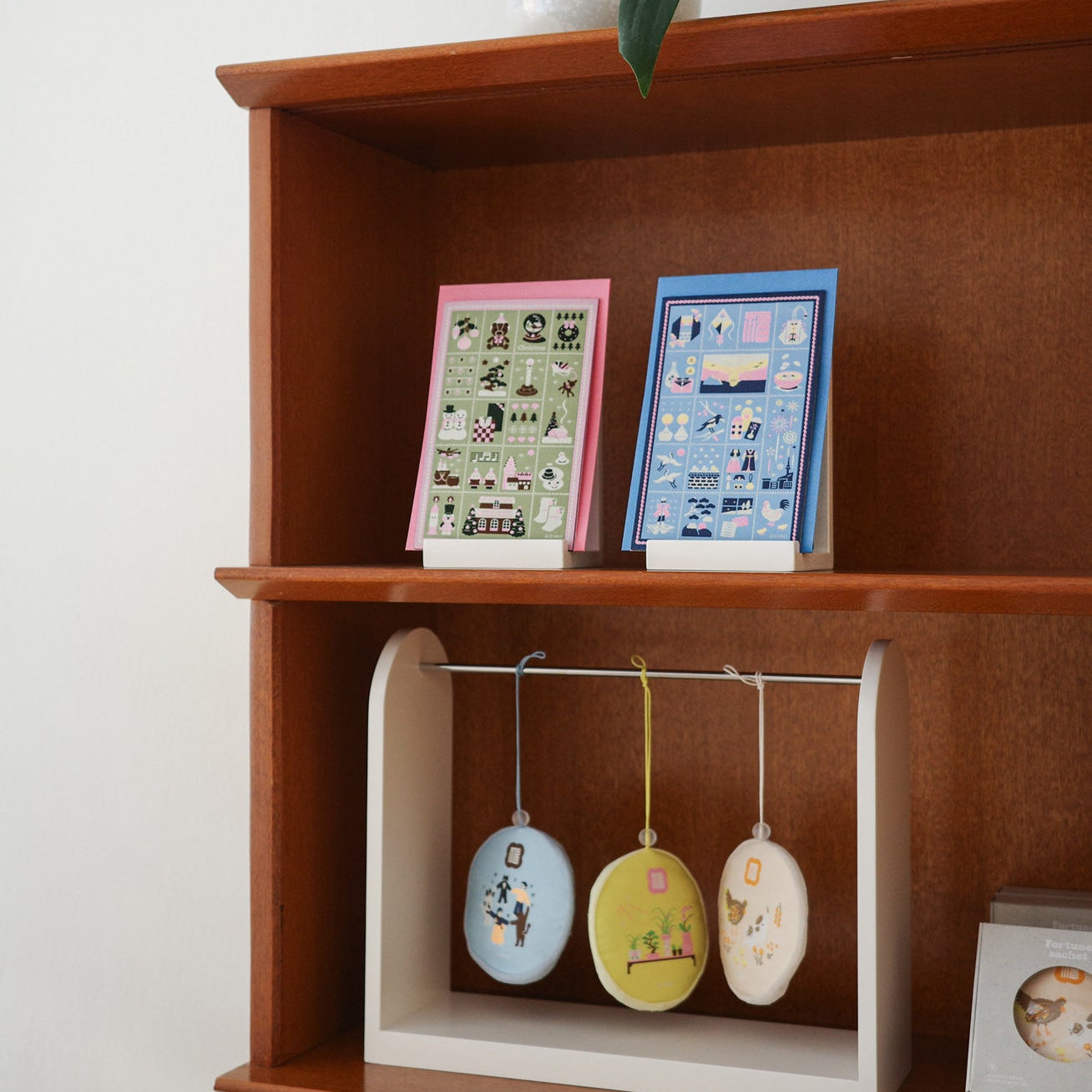 Weaving Postcard Art Object_Greeting Stamps