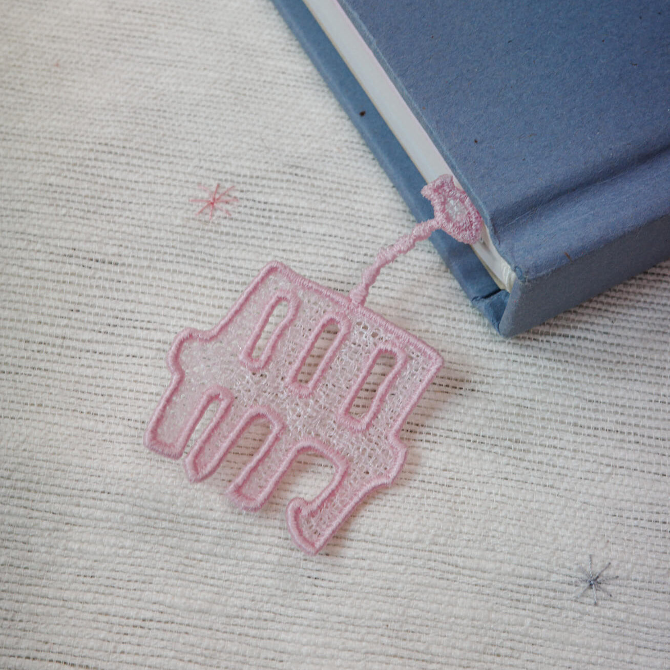 Color Thread Bookmark_Cat