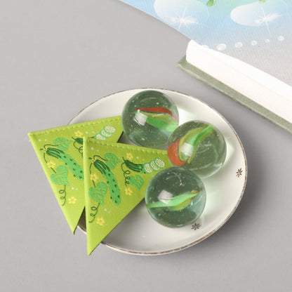 Corner Bookmark_Cucumber
