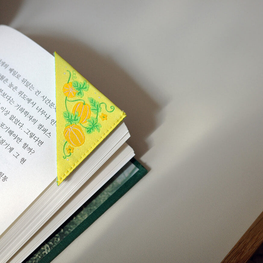 Corner Bookmark_Korean Melon