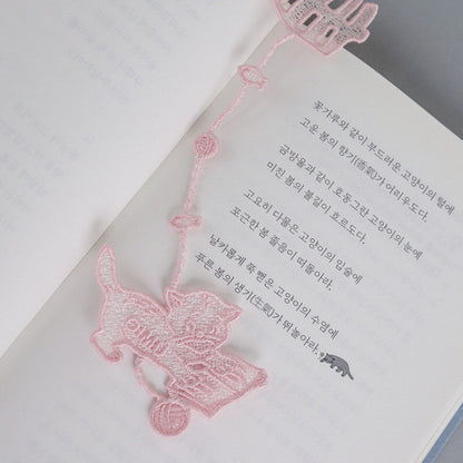 Color Thread Bookmark_Cat