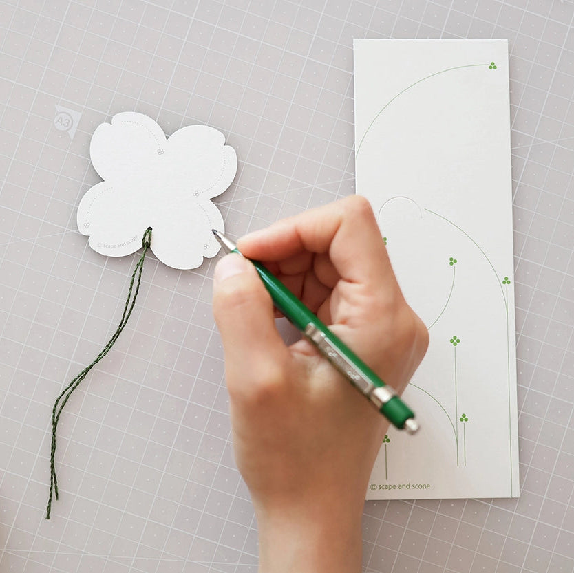 Bookmark Card_Clover