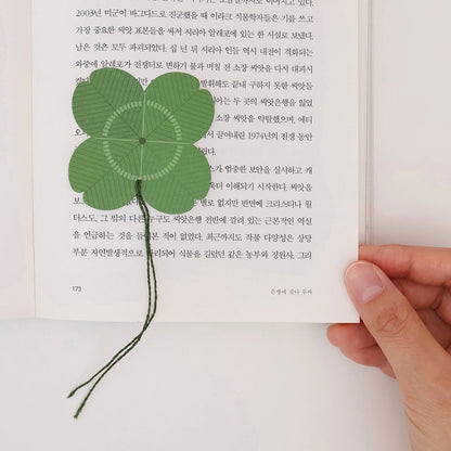 Bookmark Card_Clover
