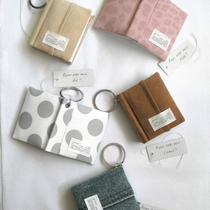 Room Note_Mini Beige Keyring (Handmade)
