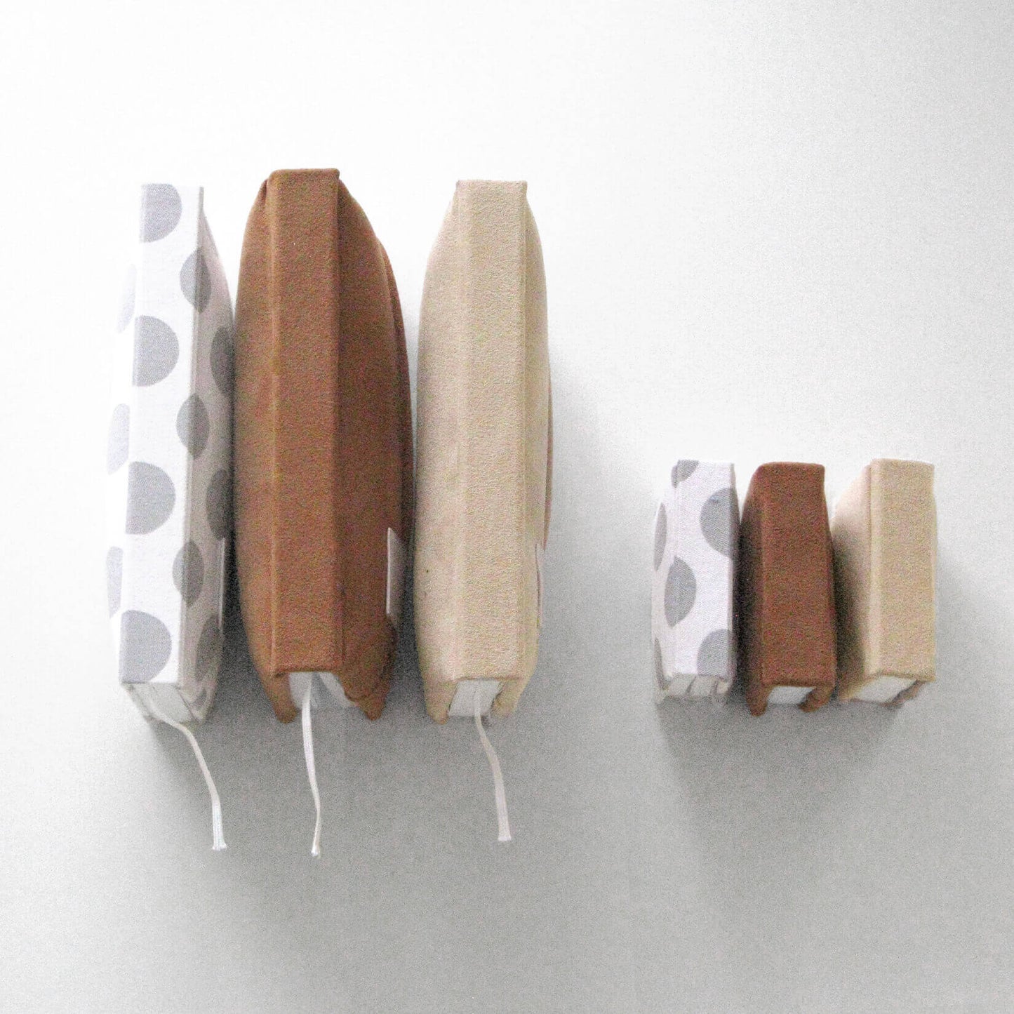 Room Note_Mini Beige Keyring (Handmade)