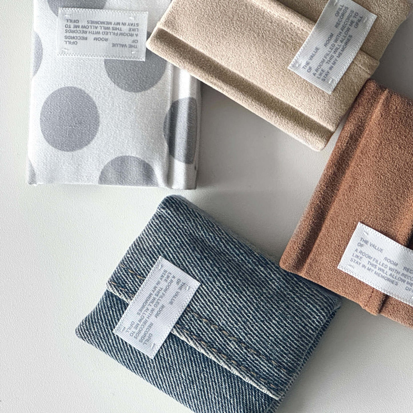 Room Note_Mini Beige Keyring (Handmade)