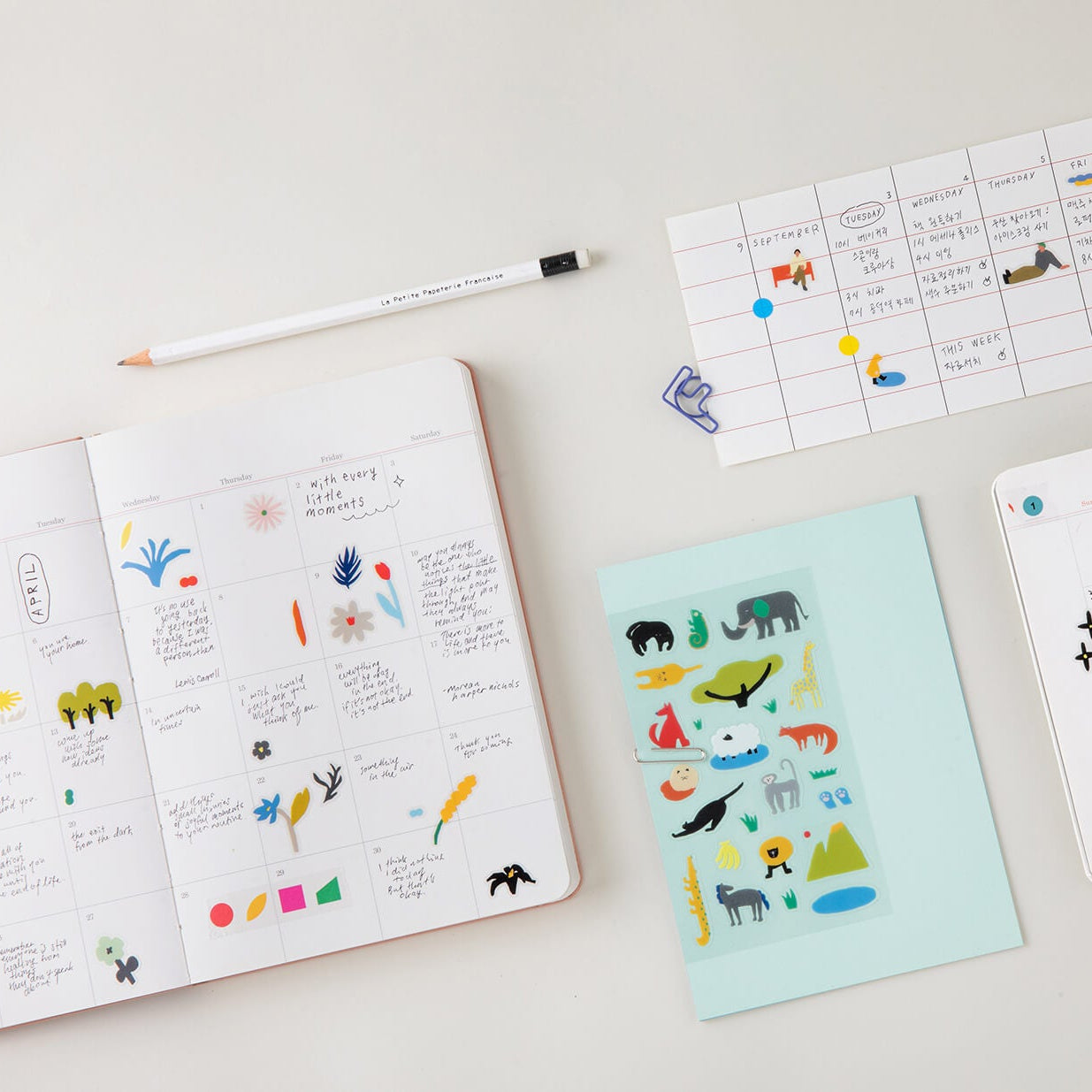 LITTLE THINGS Removable Seal Sticker