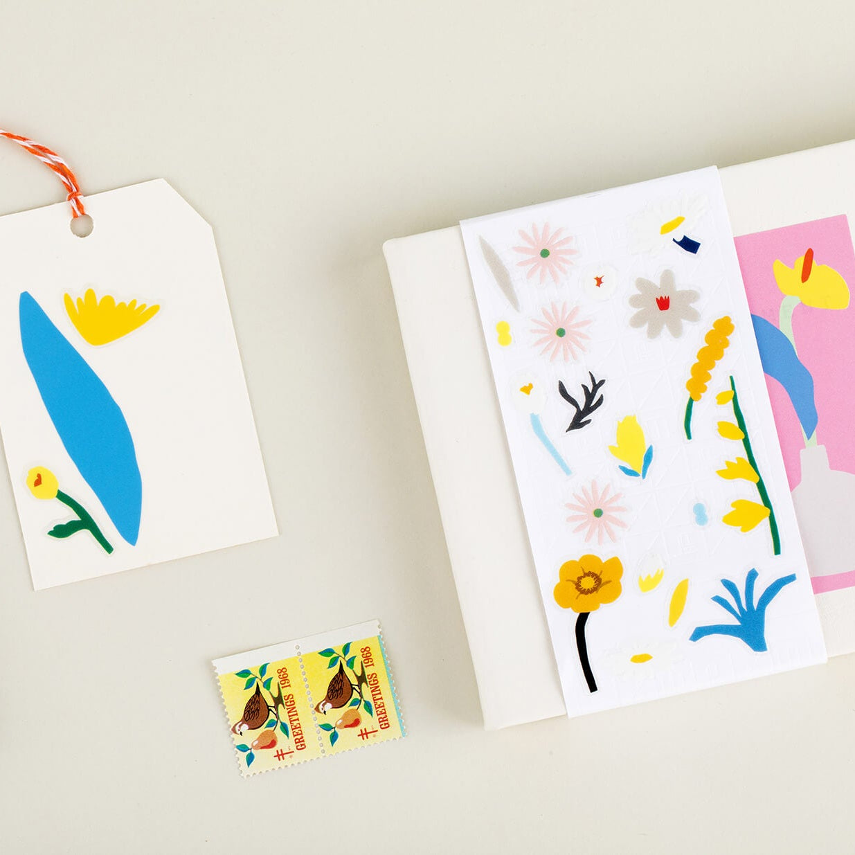 LITTLE THINGS Removable Seal Sticker