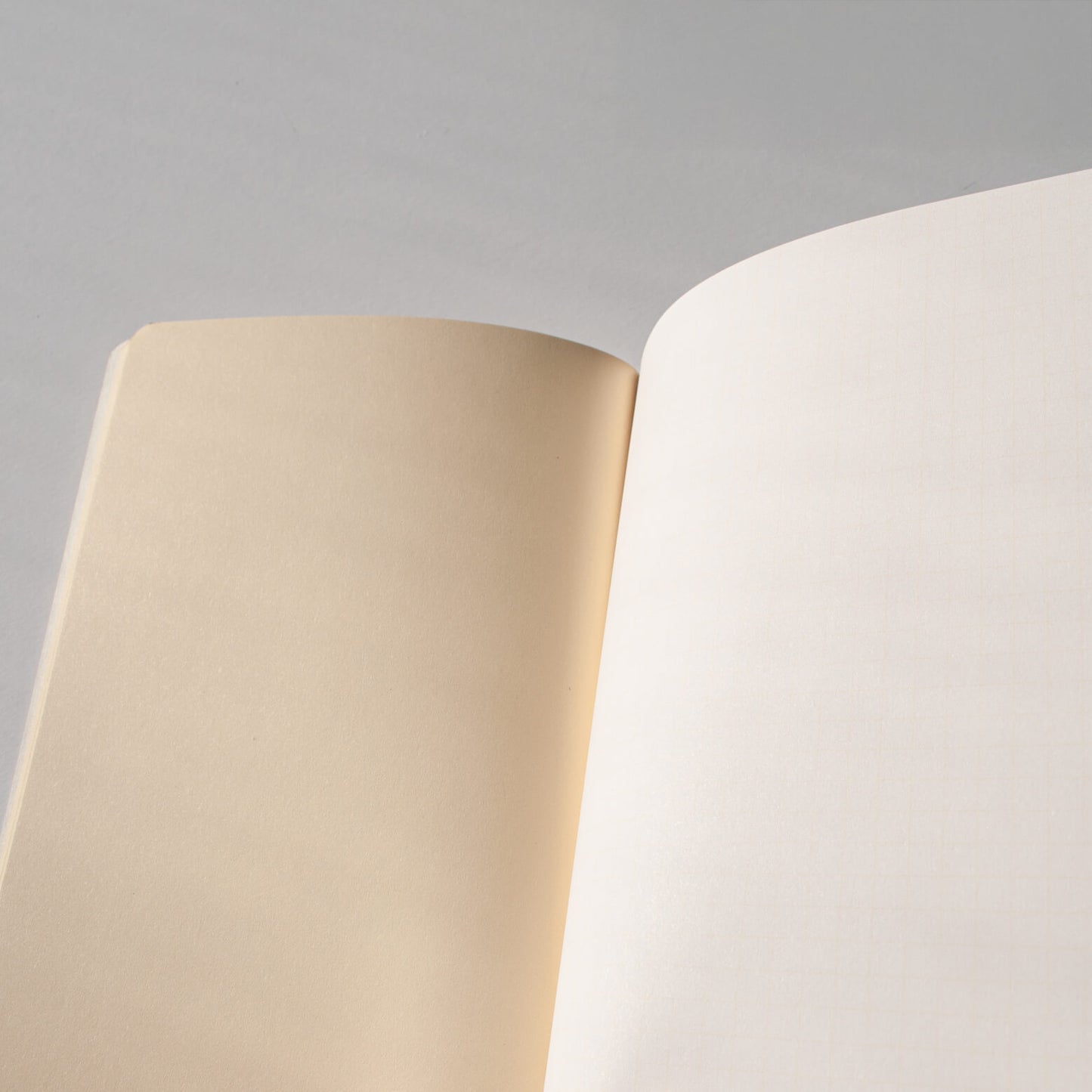 Slim Notebook_Linen