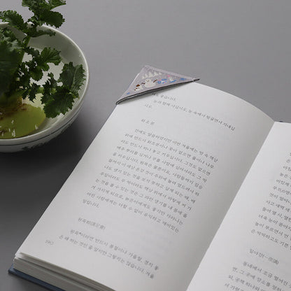 Corner Bookmark_Winter